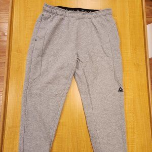 Gray Reebok Sweatpants (Large)